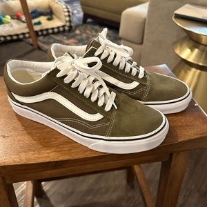 Vans Women’s Shoes (sz 10)